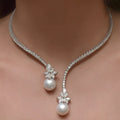 Elegant shiny pearl necklace made of sterling silver