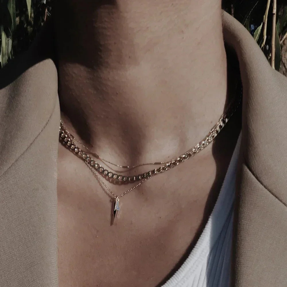 Curb Chain Necklace with Flat Links | White Gold