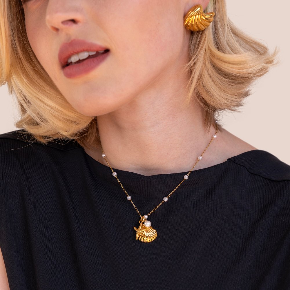 Shell Charm Necklace