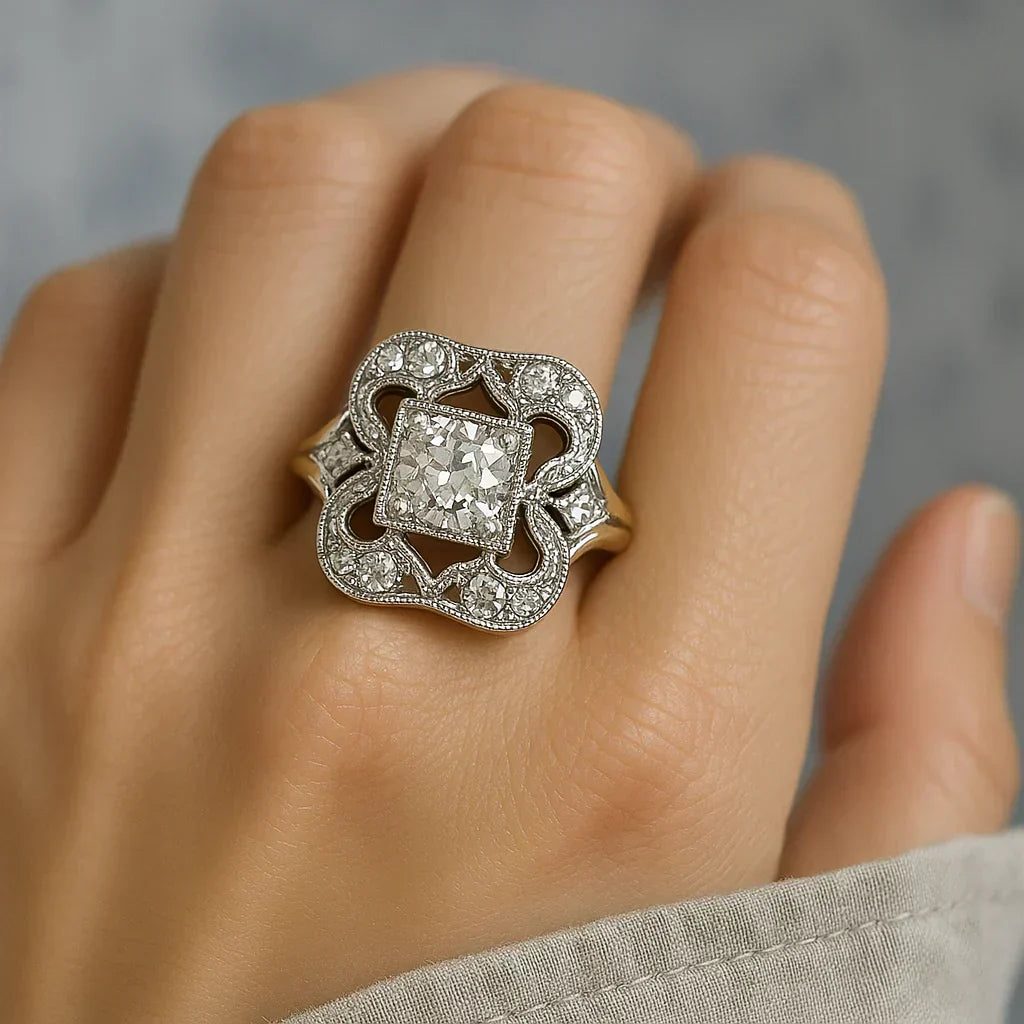 Classic Gold Ring Featuring Vintage Zirconia
