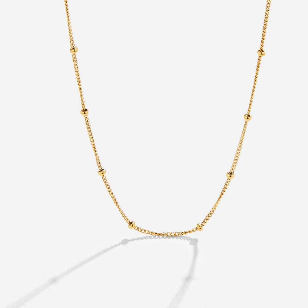 Chic Gold Necklace